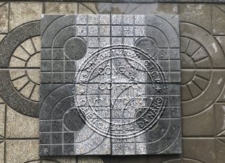 Gạch vỉa hè mắt nai M026 bê tông tính năng cao